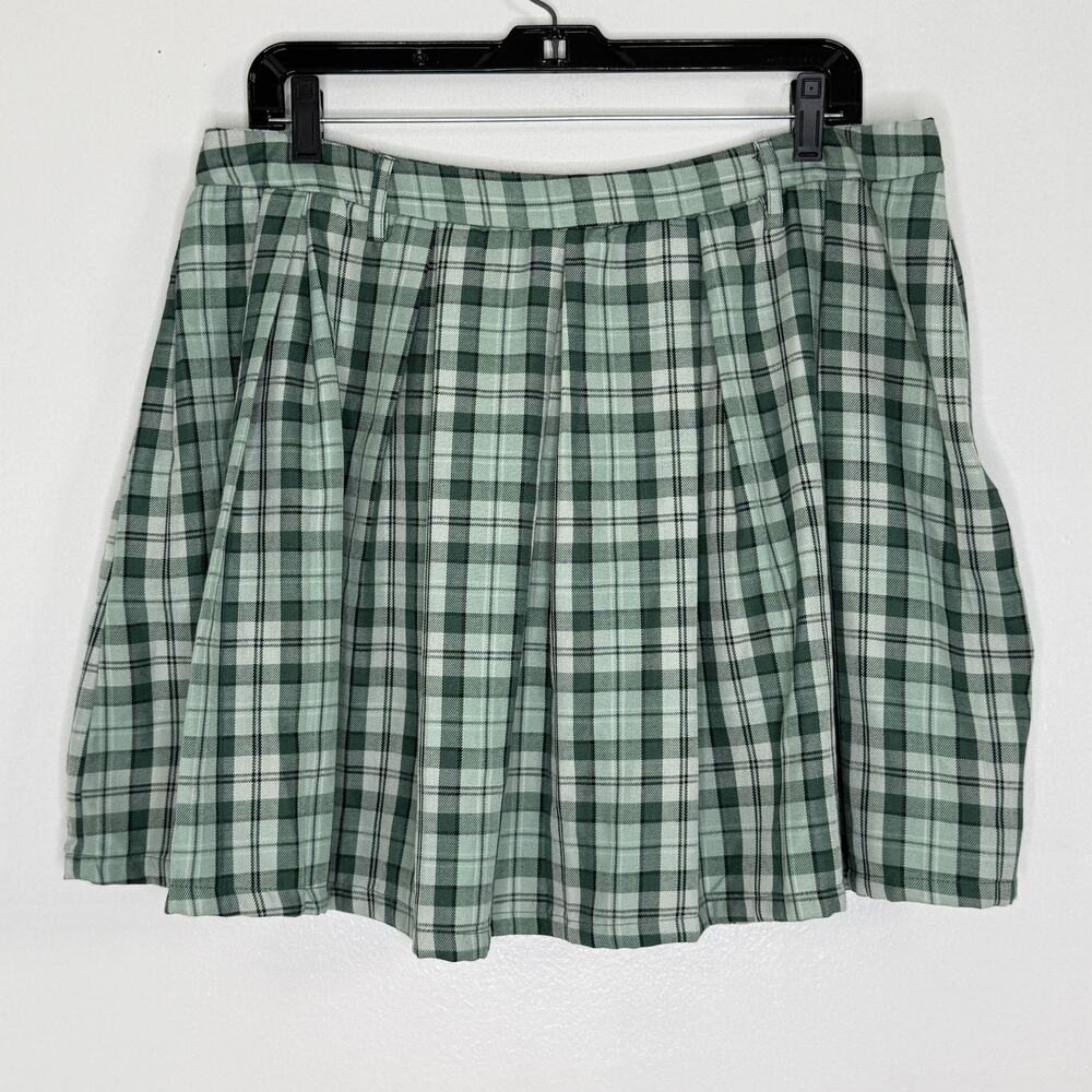 Hot Topic Skirt Goth XL Green Plaid Pleated Short Lined Schoolgirl Street